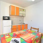 Apartman Vanga 533 *