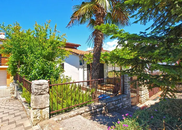 Vanga 533 Apartman *